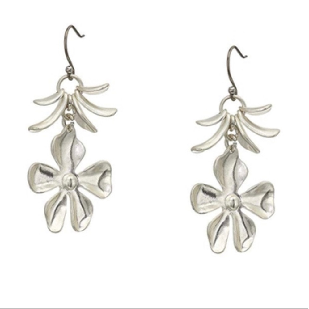 Lucky Brand🍀ST Floral Petal Drop Earrings - Picture 6 of 10